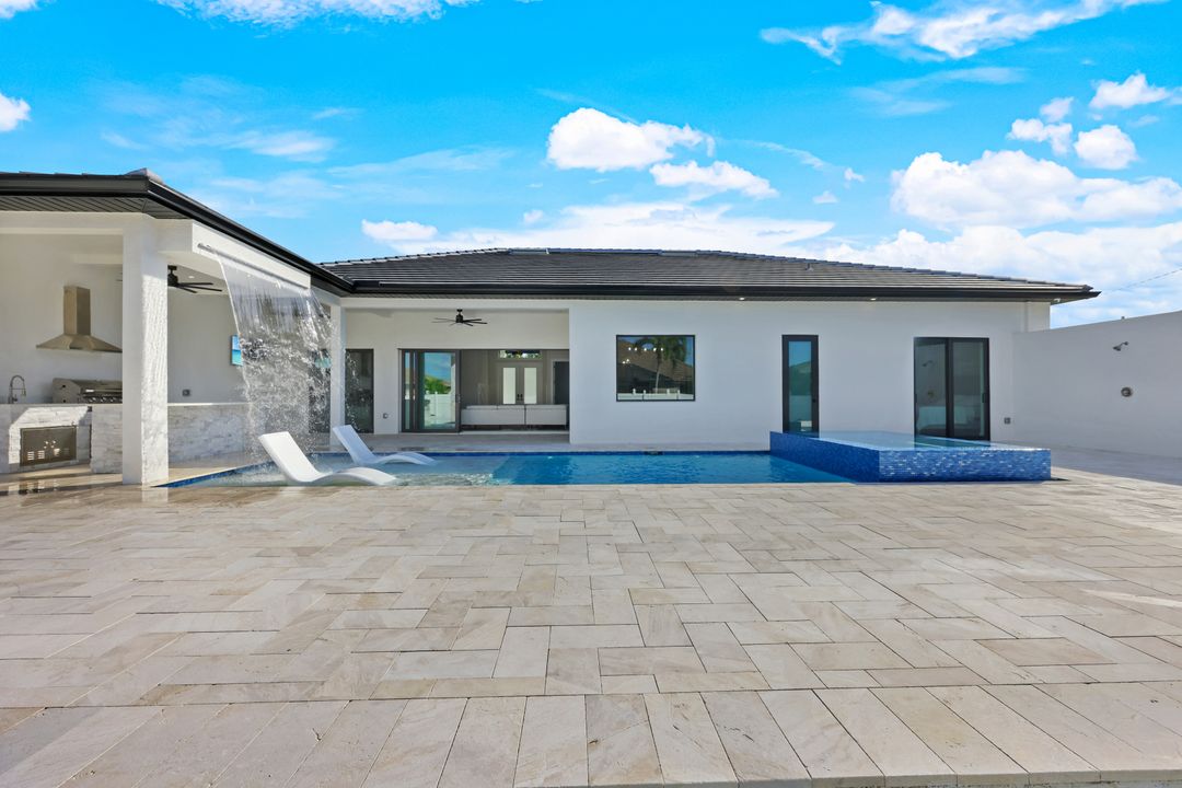 5240 SW 19th Pl, Cape Coral, FL 33914