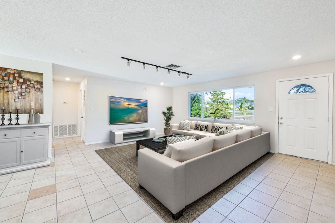 27635 Imperial River Rd, Bonita Springs, FL 34134