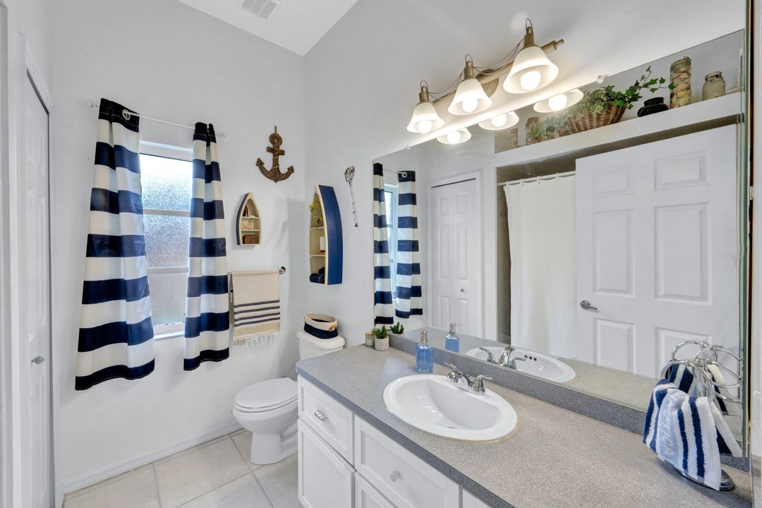 2118 SE 18th Ave, Cape Coral, FL 33990