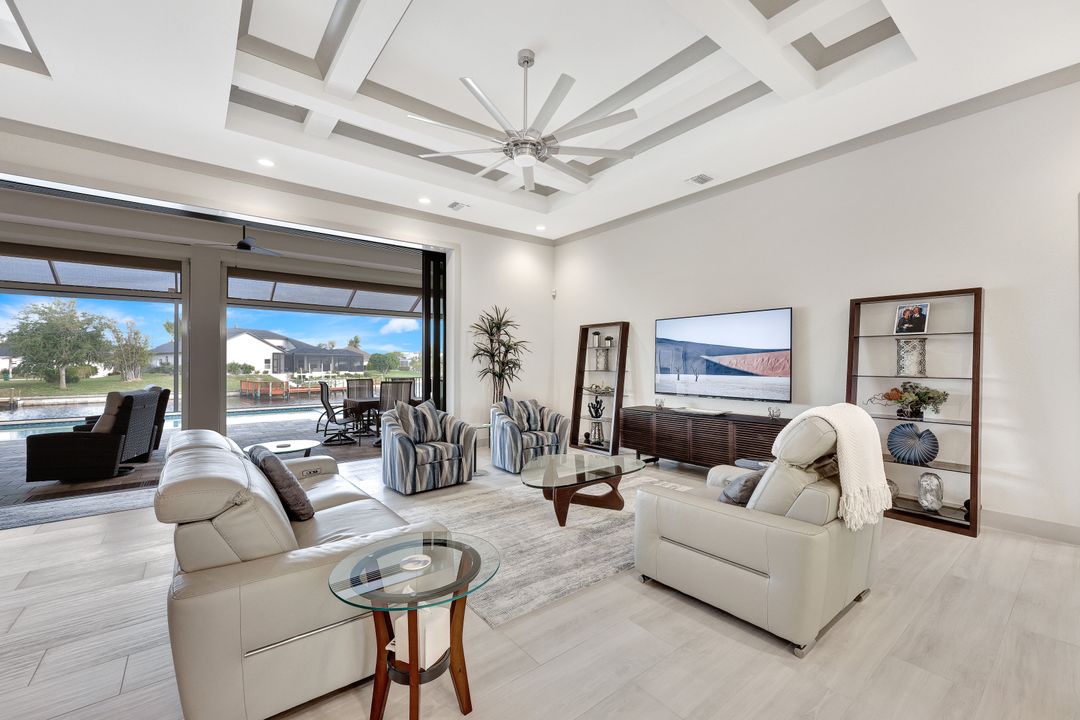 4713 SW 23rd Ave, Cape Coral, FL 33914