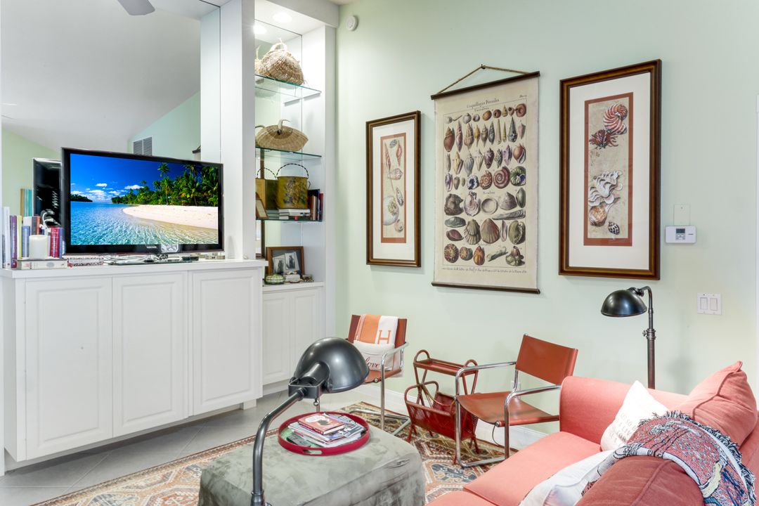 5606 Eleuthera Way, Naples, FL 34119