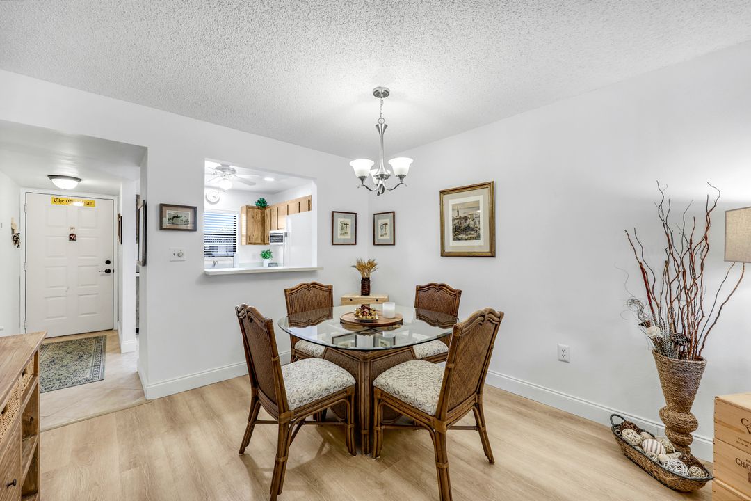 4186 27th Ct SW #204, Naples, FL 34116