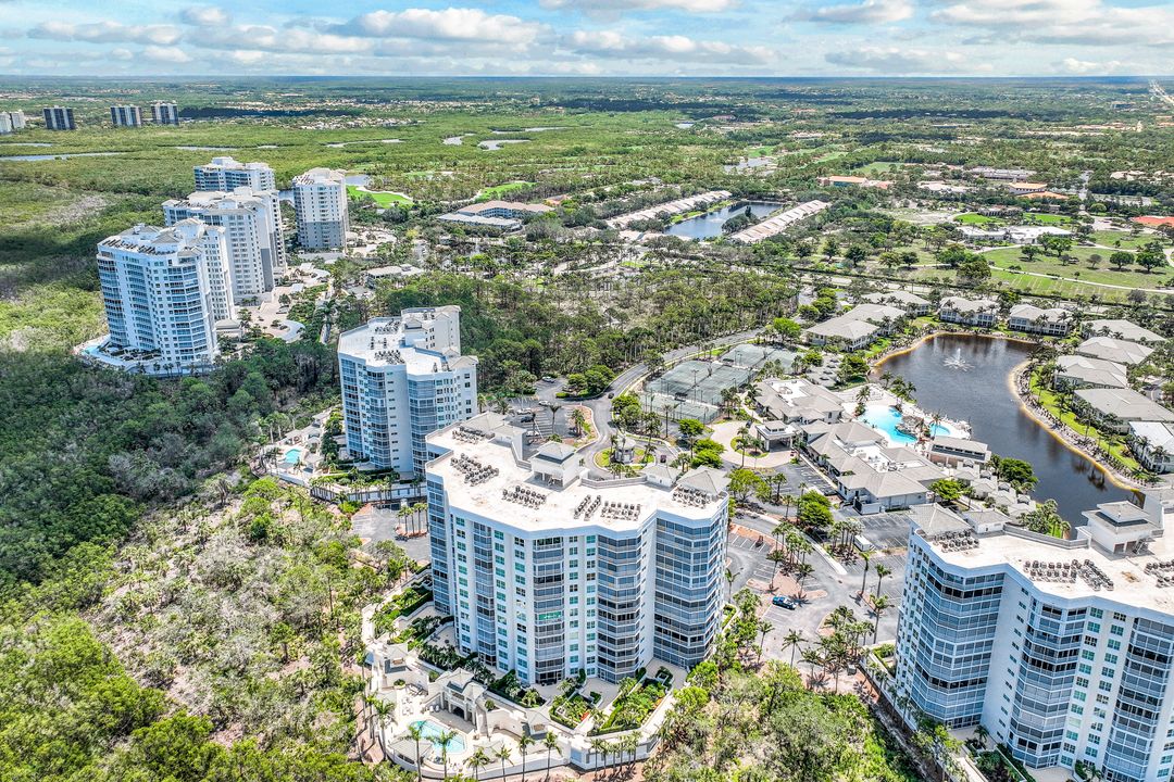 315 Dunes Blvd #PH-6, Naples, FL 34110