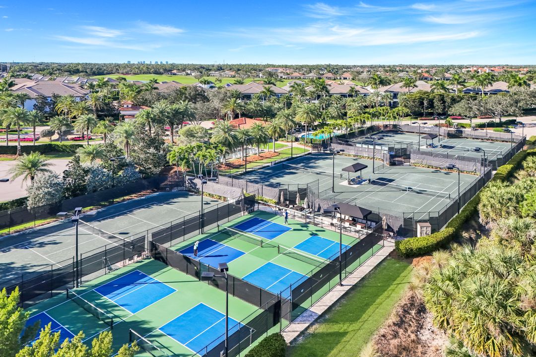 16320 Corsica Way #202, Naples, FL 34110