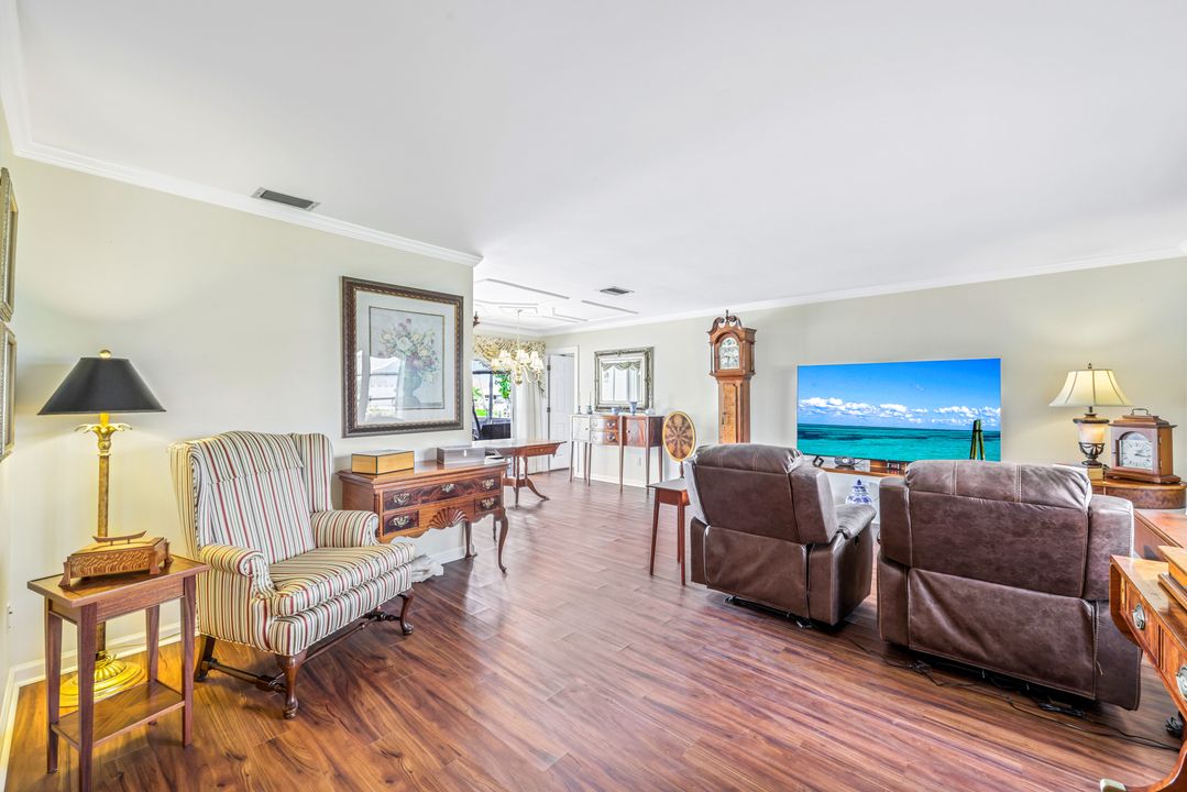 3117 SE 19th Ave, Cape Coral, FL 33904