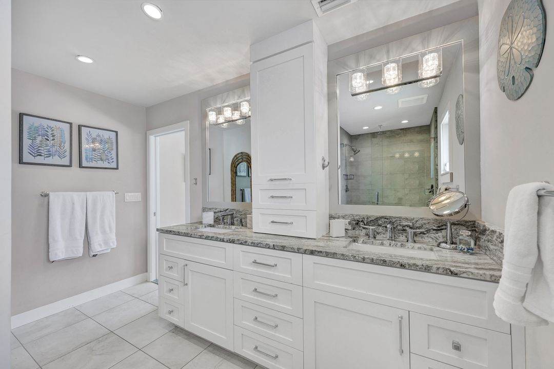 2140 Shad Ct, Naples, FL 34102