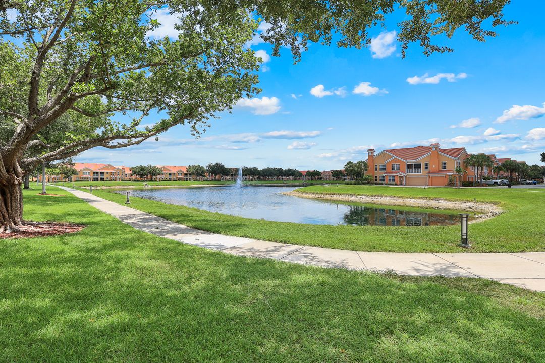 1795 Concordia Lake Cir #2508, Cape Coral, FL 33909