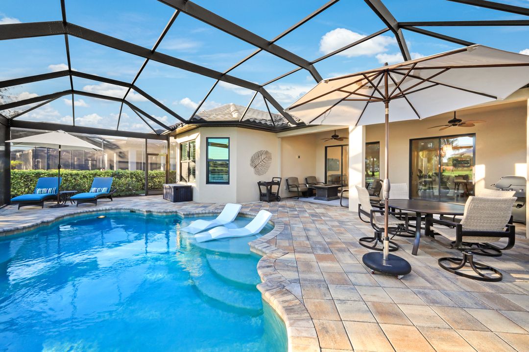 9368 Terresina Dr, Naples, FL 34119