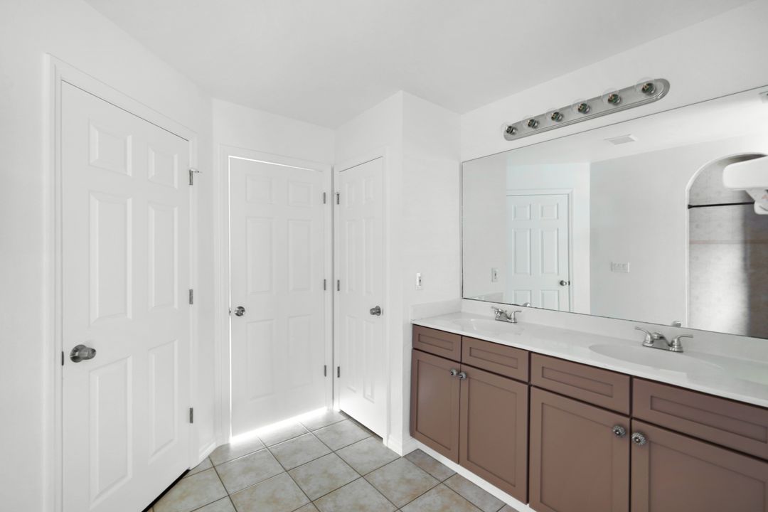 726 SW 12th St, Cape Coral, FL 33991
