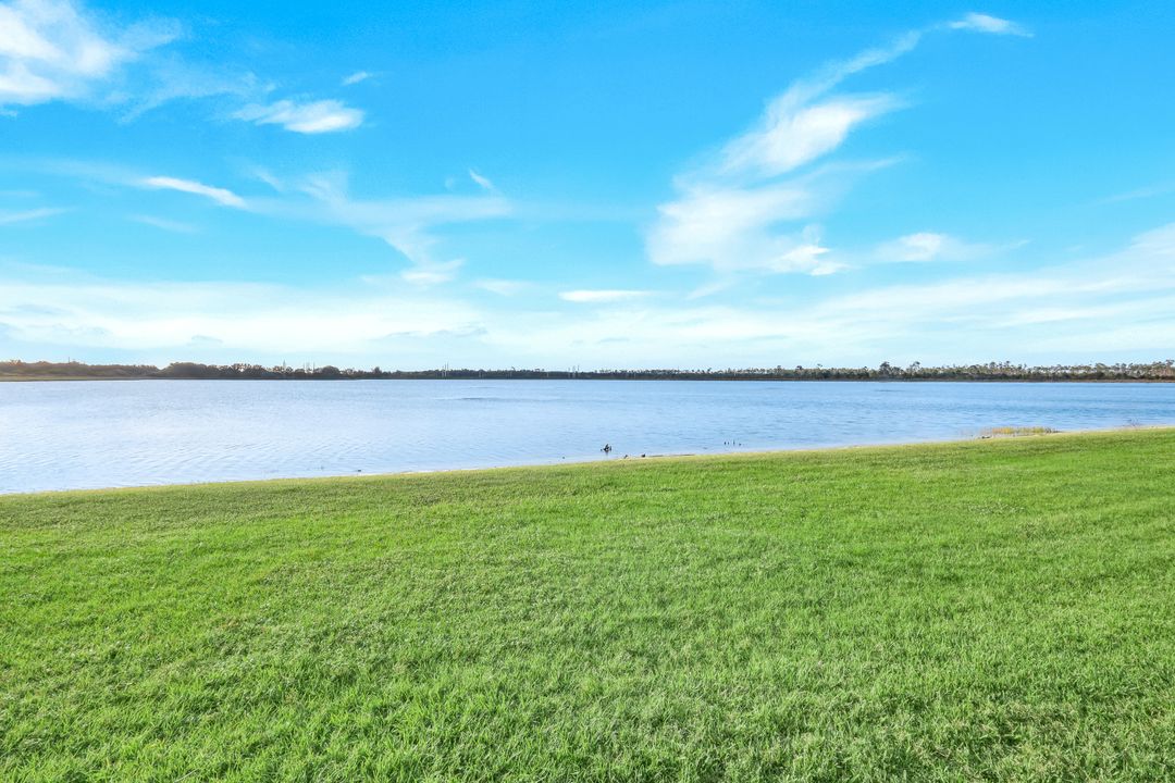 19696 Aqua View Ln, Fort Myers, FL 33913