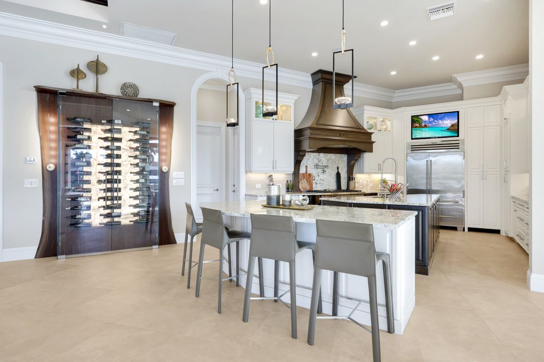 80 Anchor Ct, Marco Island, FL 34145