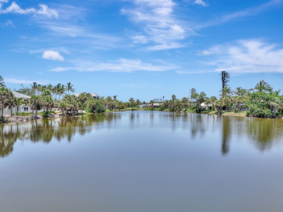 231 Palm Lake Dr, Sanibel, FL 33957