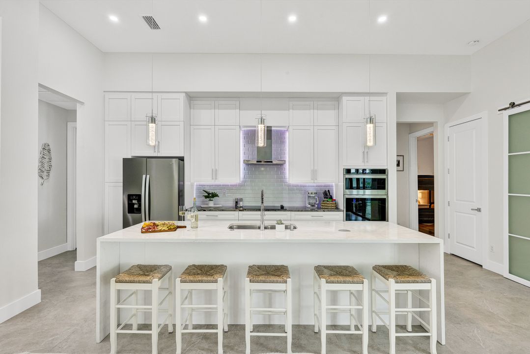 23 NE 8th Terrace, Cape Coral, FL 33909