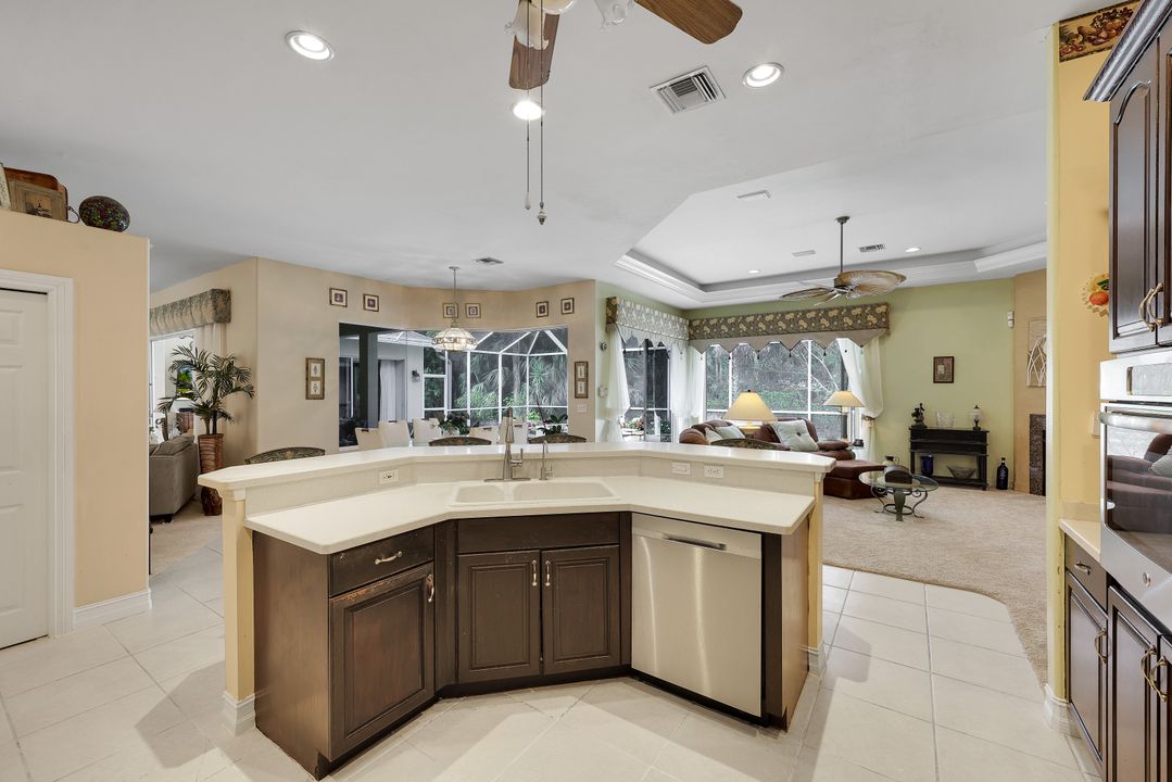 4727 7th Ave SW, Naples, FL 34119