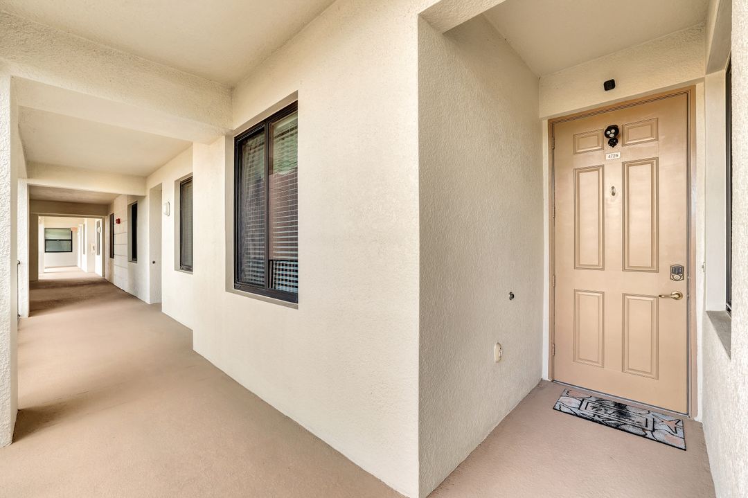 9554 Trevi Ct #4726, Naples, FL 34113