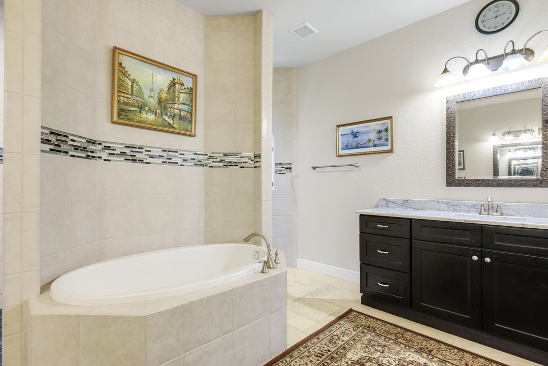 2364 NW 39th Ave, Cape Coral, FL 33993