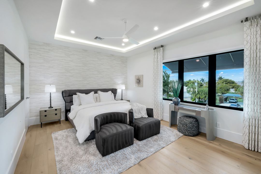 1631 Collingswood Ct, Marco Island, FL 34145