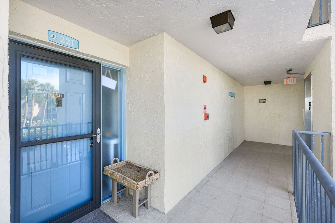1299 Middle Gulf Dr #221, Sanibel, FL 33957