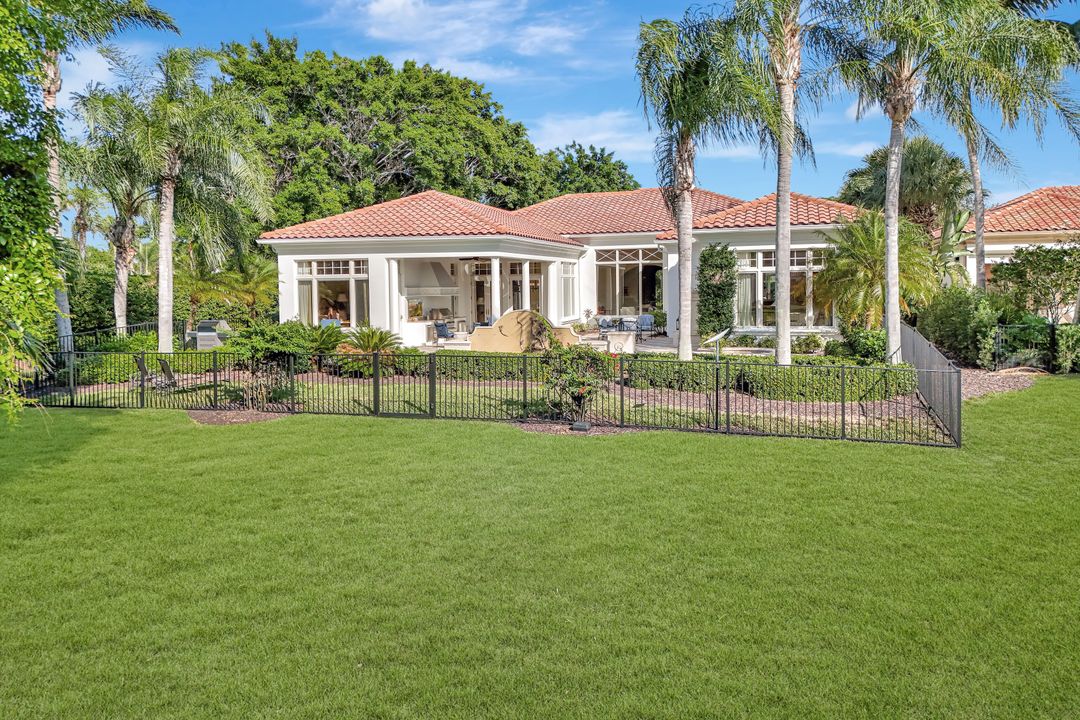 2249 Miramonte Ct, Naples, FL 34105