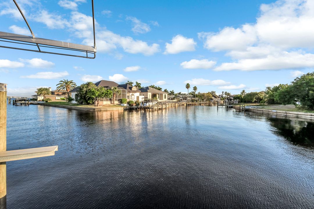 122 SW 58th St, Cape Coral, FL 33914