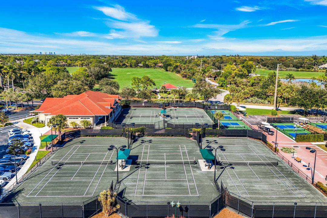 1468 Gormican Ln, Naples, FL 34110