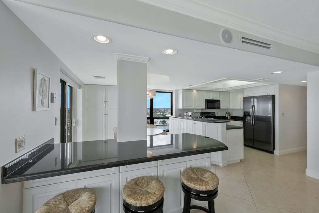 4451 Gulf Shore Blvd N #1205, Naples, FL 34103