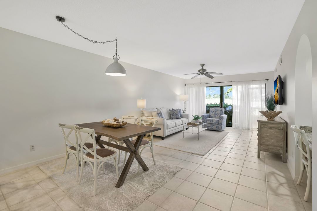 601 Augusta Blvd #601-4, Naples, FL 34113