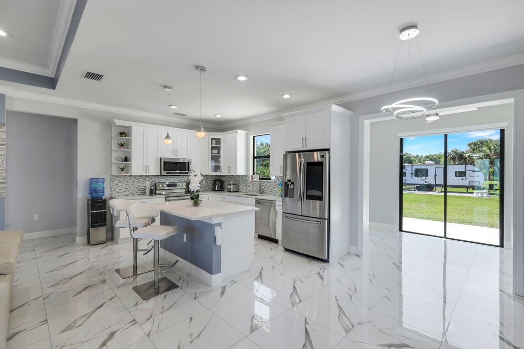 3460 20th Ave NE, Naples, FL 34120