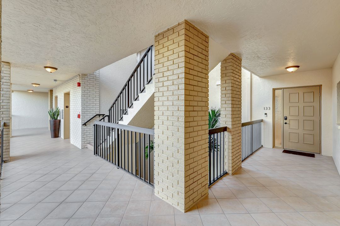 6820 Pelican Bay Blvd #133, Naples, FL 34108