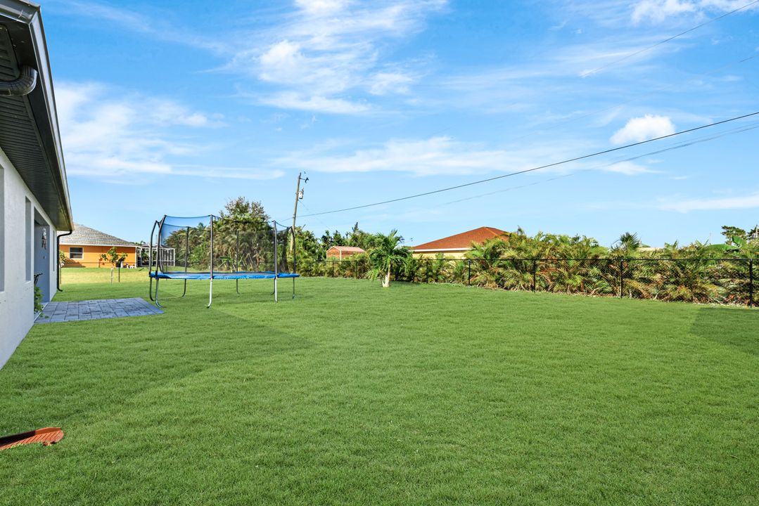 1209 SW 33rd Terrace, Cape Coral, FL 33914