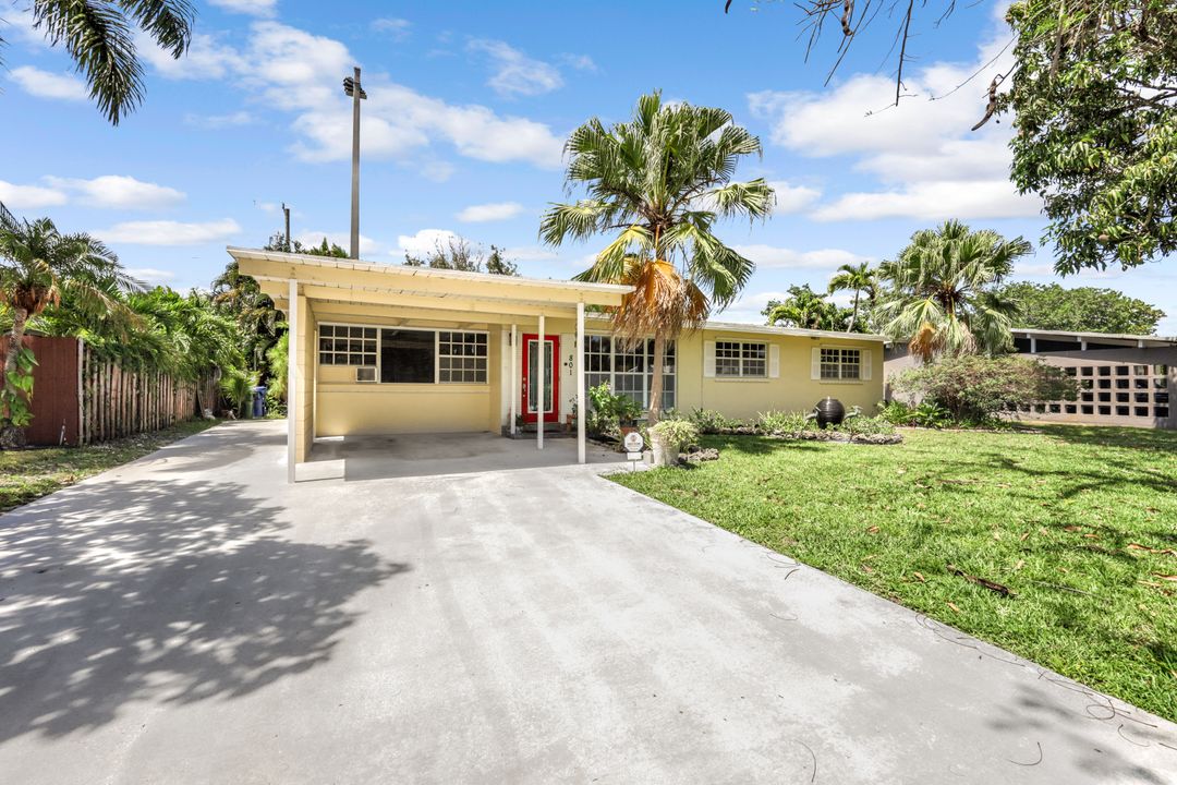 801 NW 26th St, Wilton Manors, FL 33311