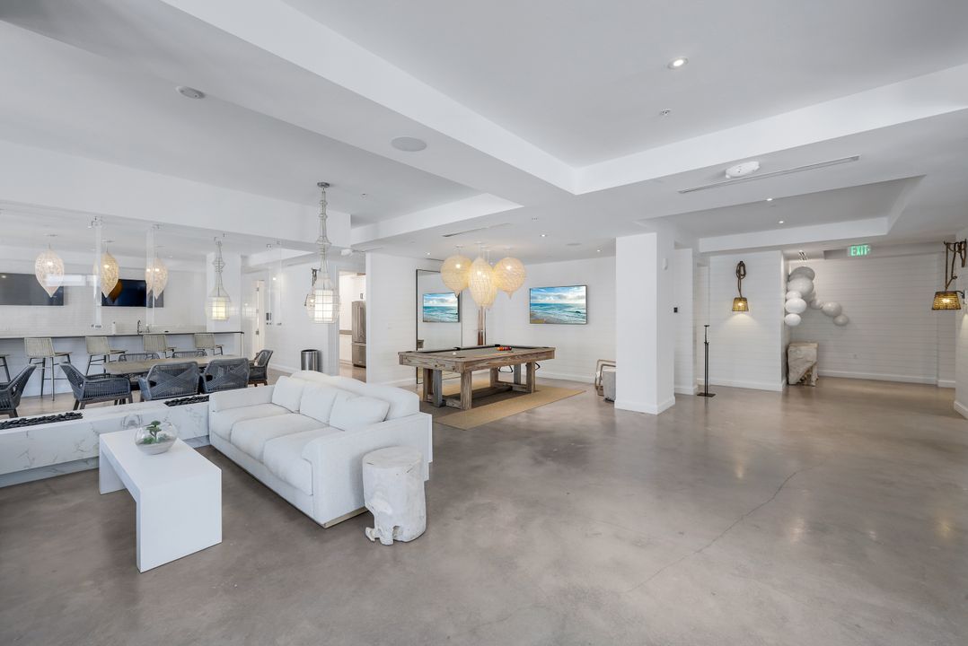 1125 Central Ave #571, Naples, FL 34102