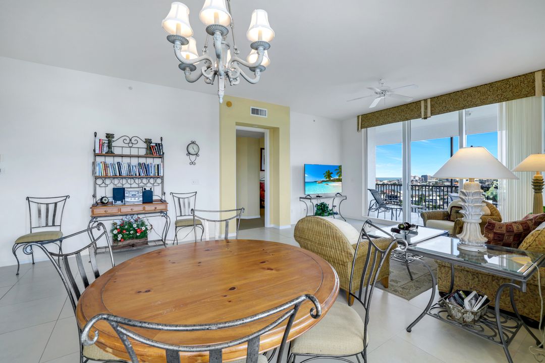 410 Flagship Dr #1206, Naples, FL 34108