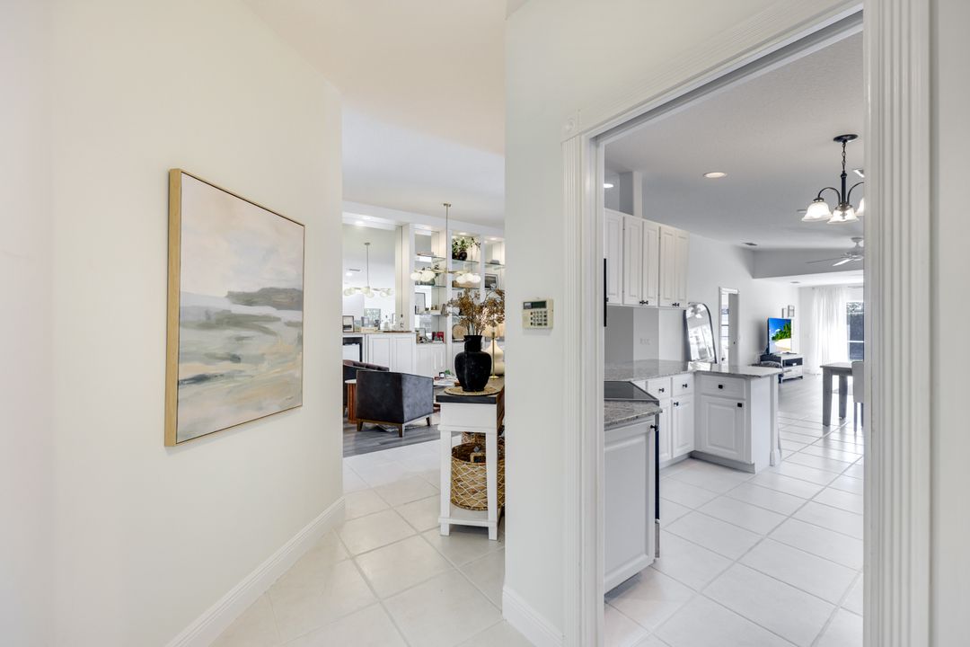 4125 Tabago Ln, Naples, FL 34119