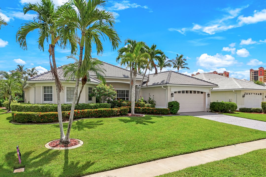 5609 Harbour Cir, Cape Coral, FL 33914