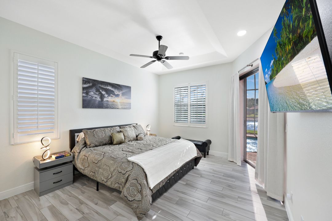 8700 Ibis Cove Cir, Naples, FL 34119