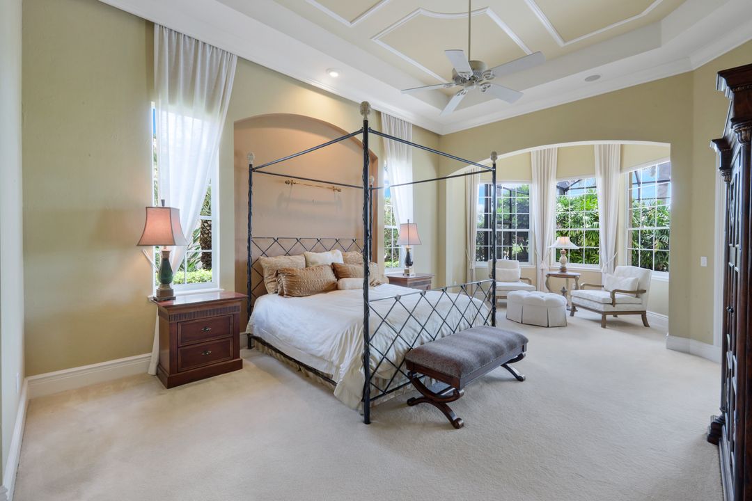 22949 Shady Knoll Dr, Bonita Springs, FL 34135