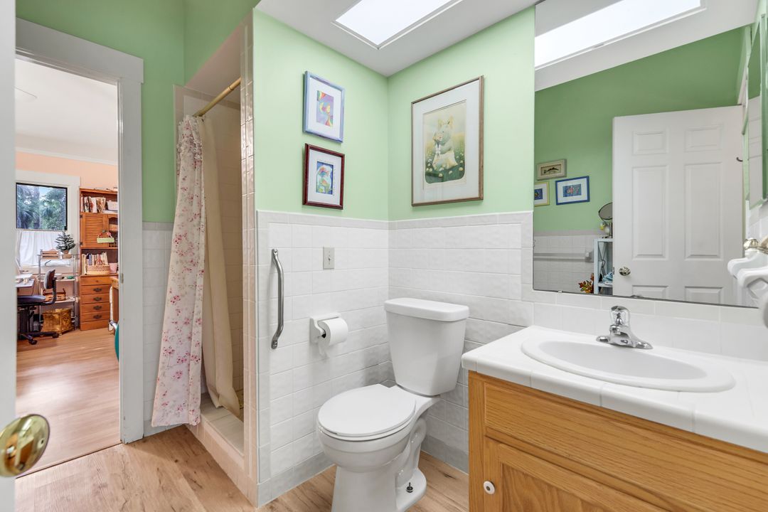 4420 7th Ave SW, Naples, FL 34119