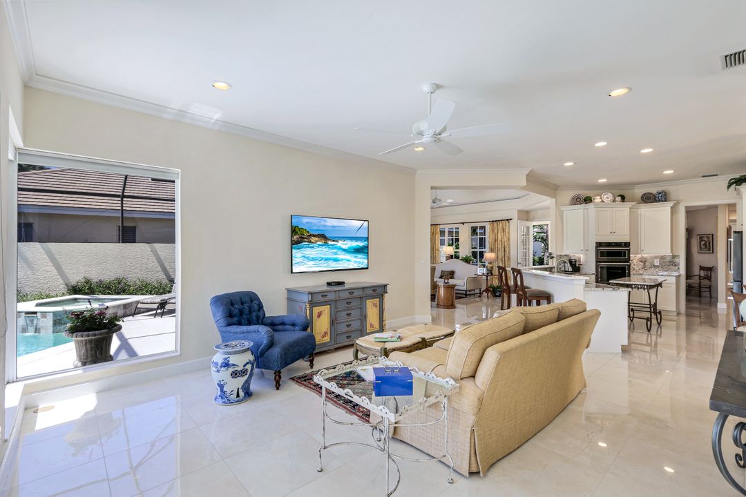 3687 Olde Cottage Ln, Bonita Springs, FL 34134