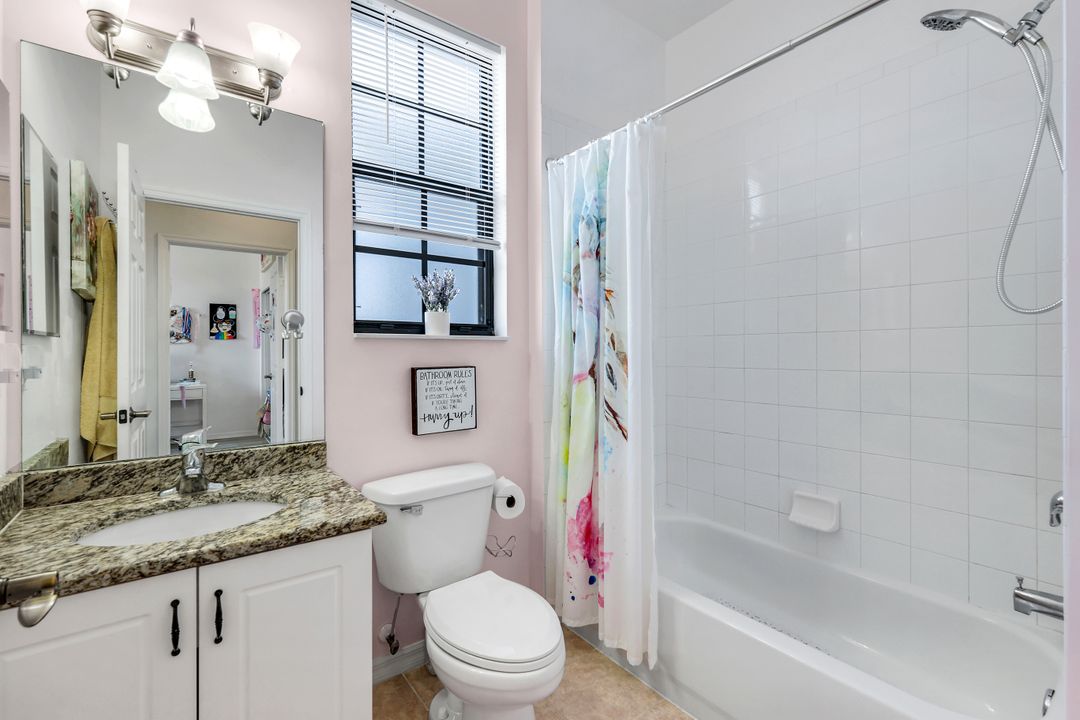 15239 Summit Pl Cir, Naples, FL 34119