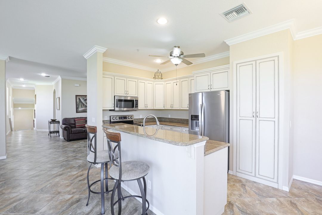 13961 Lake Mahogany Blvd #2724, Fort Myers, FL 33907