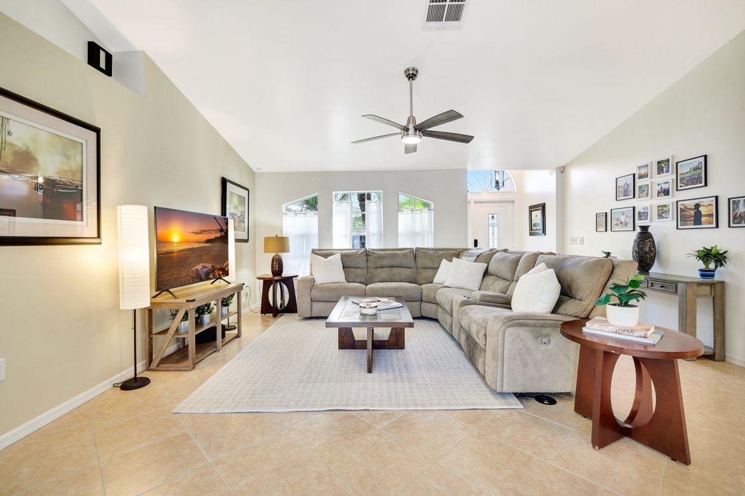 11631 Red Hibiscus Dr, Bonita Springs, FL 34135