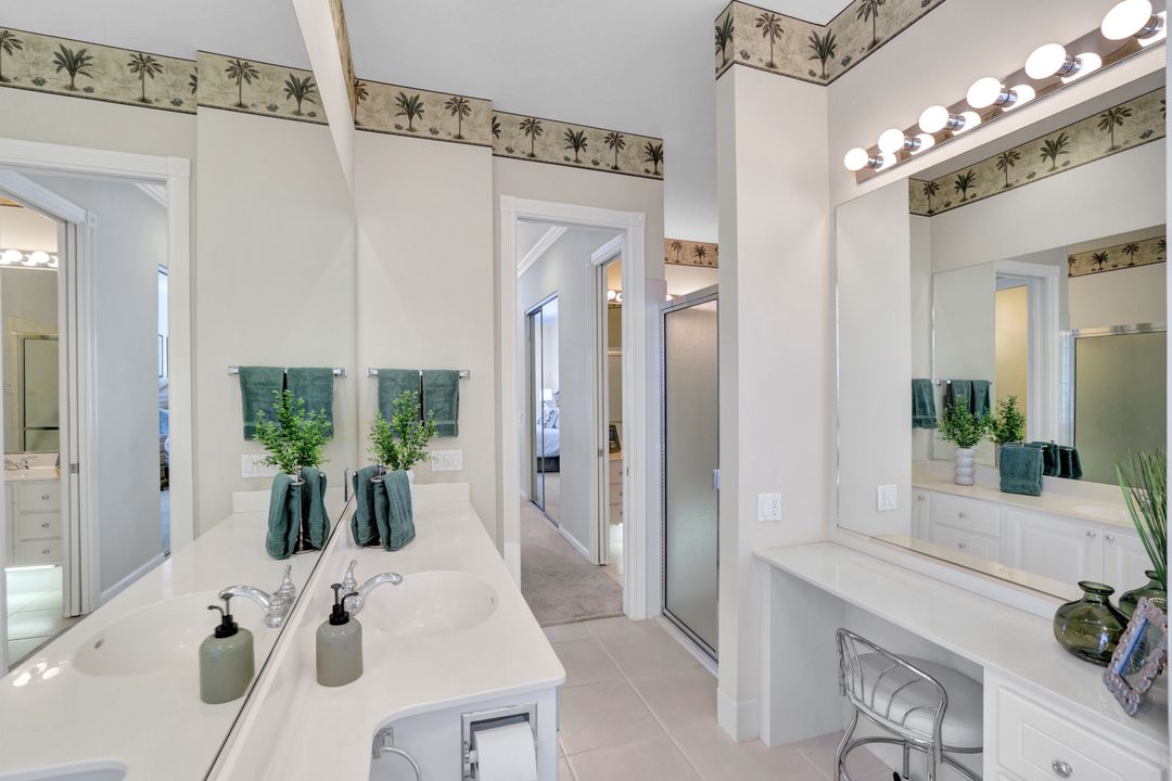 3713 Whidbey Way, Naples, FL 34119