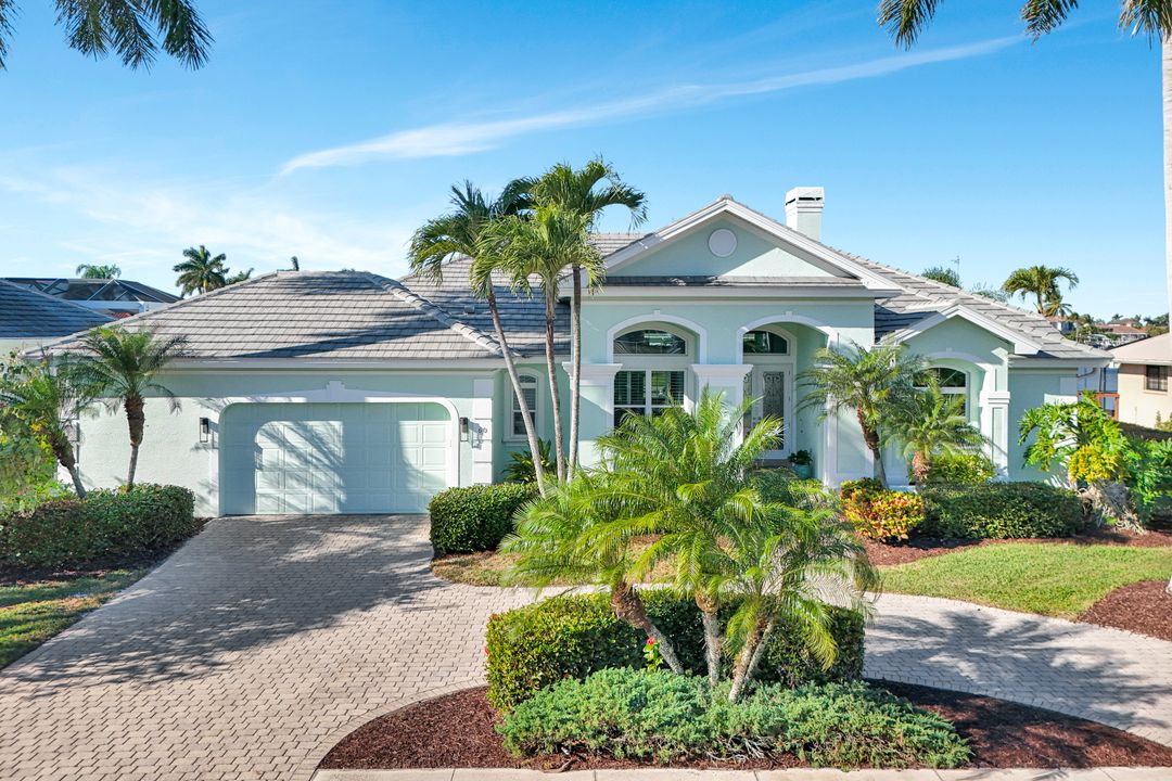60 Anchor Ct, Marco Island, FL 34145