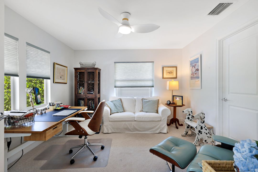 1063 Frank Whiteman Blvd, Naples, FL 34103