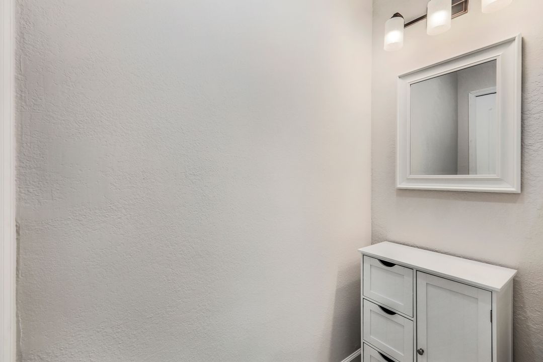 4285 16th Ave NE, Naples, FL 34120