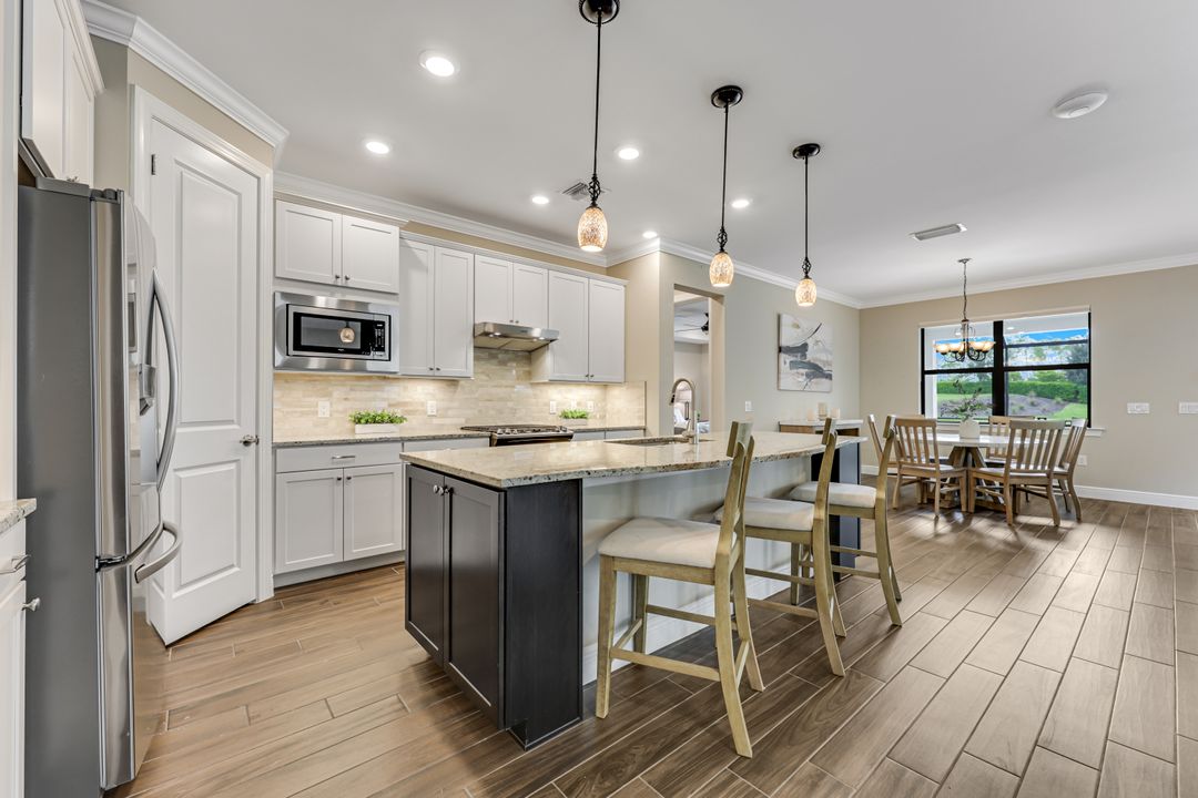 19252 Aqua Shore Dr, Fort Myers , FL 33913