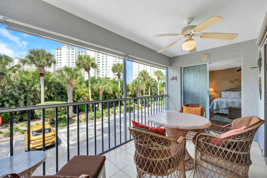 509 Roma Ct #202, Naples, FL 34110
