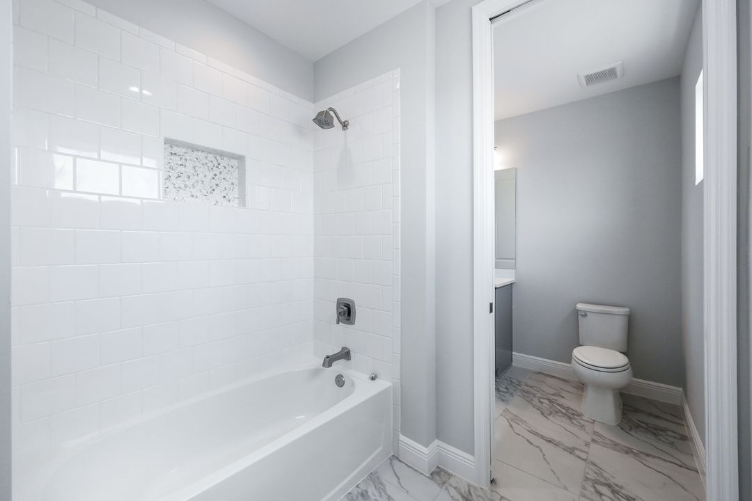 3995 Pegasus Wy, Naples, FL 34120