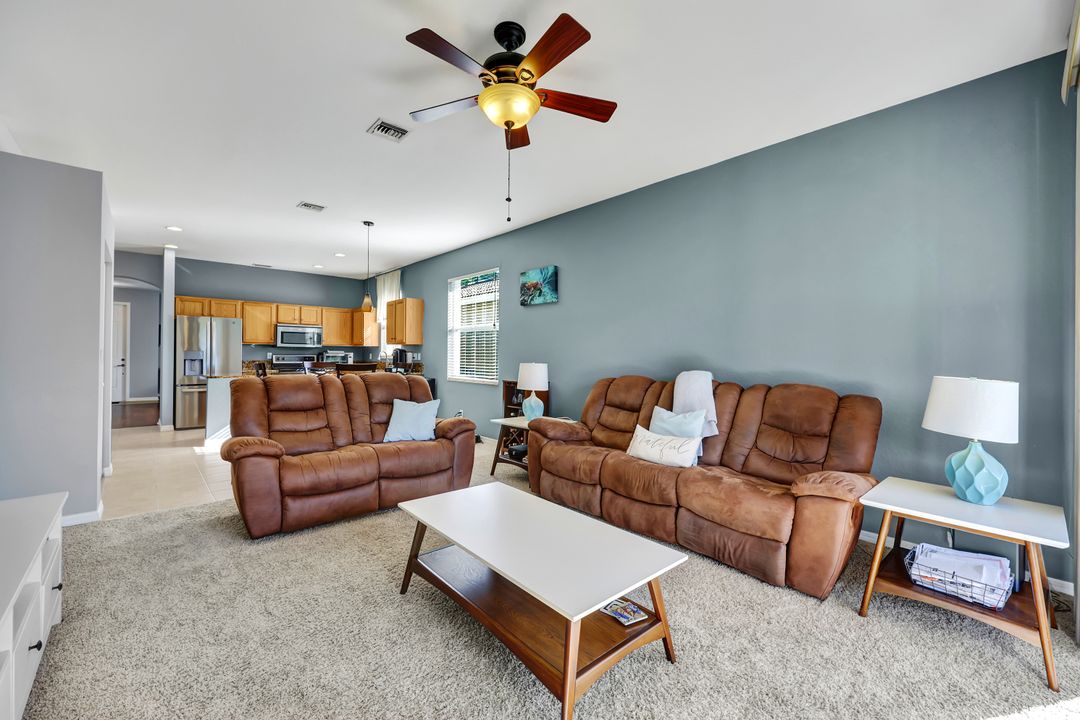 9262 Chestnut Tree Loop, Fort Myers, FL 33967